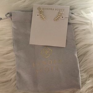 NWOT Kendra Scott Laurie Gold Earrings w/ dust bag